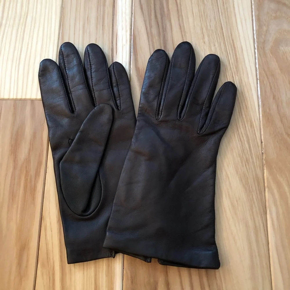 Bloomingdale’s Brown Leather Gloves